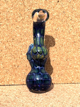 Beautiful Handmade Design Thick Glass 5 1/4" Bubbler w/Zipper Padded Hard Case