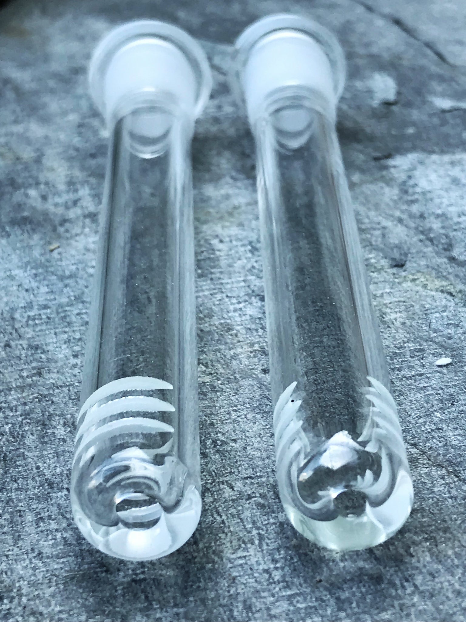 4.5" Scientific Glass, 6 Cuts Downstem Diffuser - 14mm To 18mm (2 Pack 4.5" Scientific Glass, 6 Cuts Downstem Diffuser - 14mm To 18mm (2 Pack