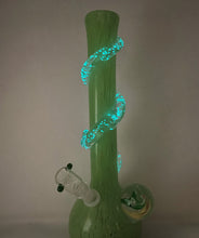Best 15" Thick Heavy Soft Glass Beautiful Bong w/Glow in the Dark - Jalapeno Lime
